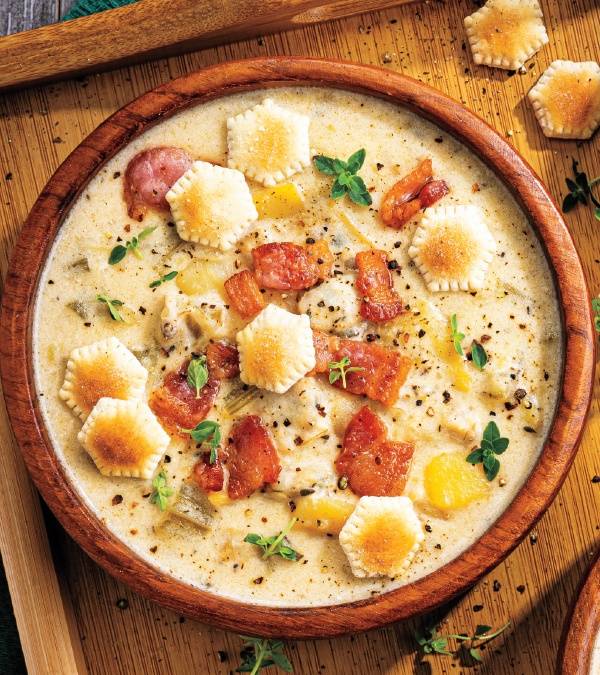 Slow Cooker Classic Clam Chowder